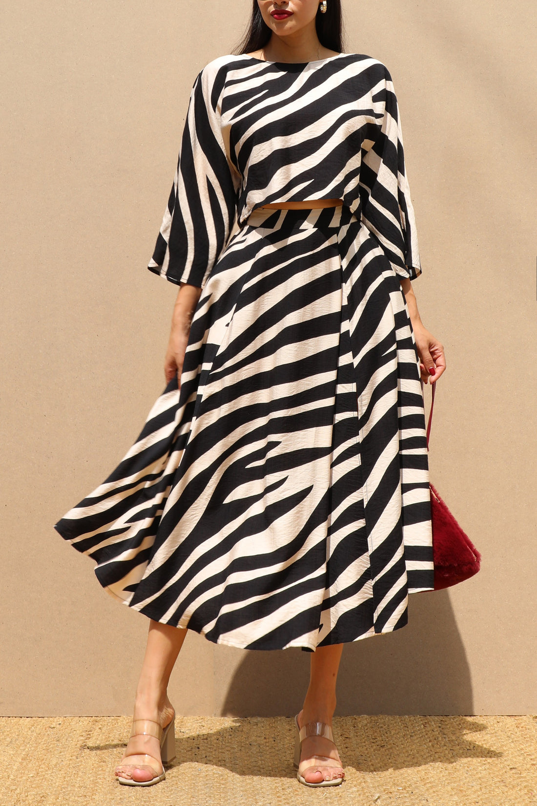 Black and White Loose Fit Tops And Skirt Set