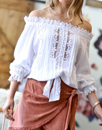 Off shoulder Lace Trim Hemming Detail Blouse