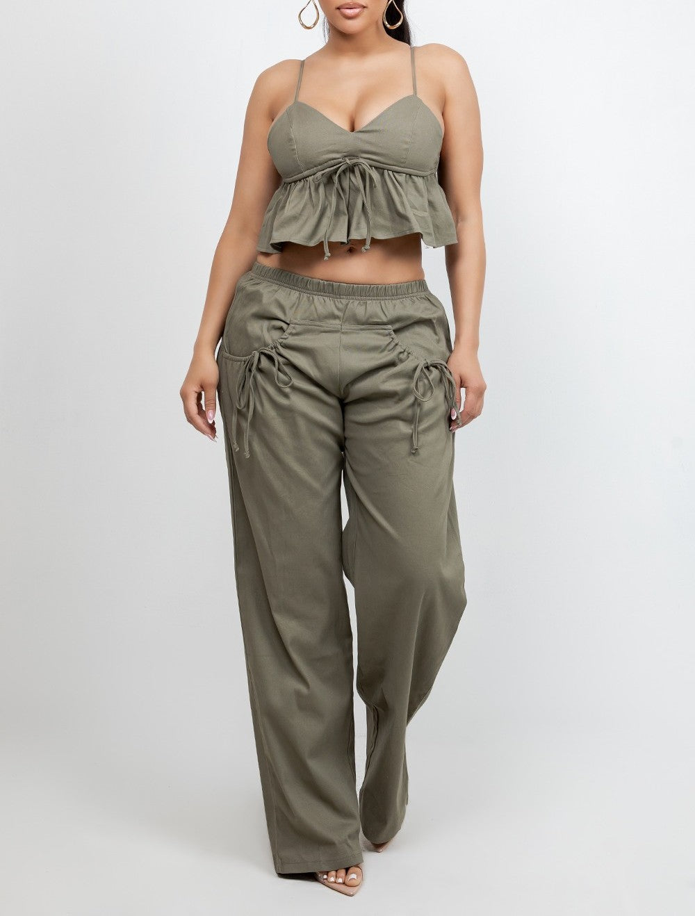 Crop Top with Spaghetti Straps and High-Waisted Pants